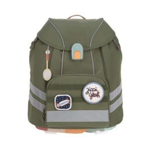 FLEXY von Lässig: Schlichter olivgrüner Schulrucksack mit reflektierenden Streifen und Raumfahrt-Aufnähern. Auf einem weiteren runden, weißen Aufnäher steht: Jippi Yeah